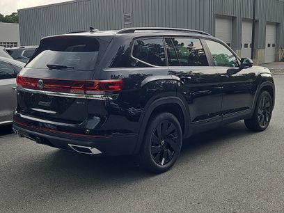 New 2026 Volkswagen Atlas SE