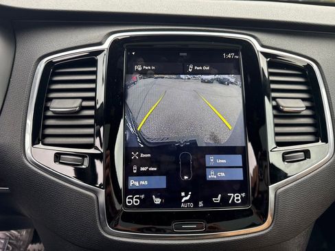Used 2017 Volvo XC90 T6 Momentum w/ Vision Package image 26