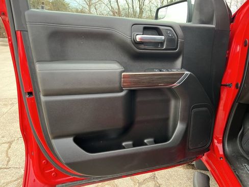 Used 2021 Chevrolet Silverado 1500 LT image 23