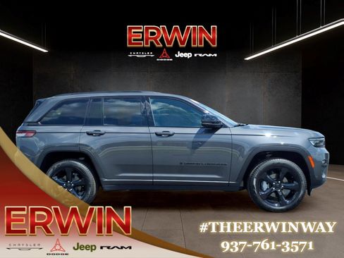 Used 2025 Jeep Grand Cherokee Limited w/ Luxury Tech Group II AWD/4WD image 8