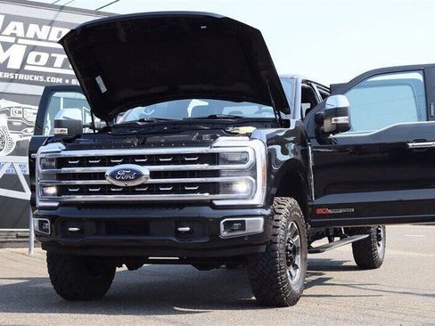Used 2024 Ford F350 Platinum w/ Tremor Off-Road Package AWD/4WD image 36