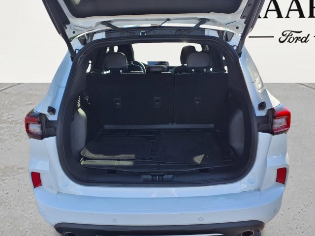 Used 2024 Ford Escape ST-Line w/ Tech Pack #1 AWD/4WD image 10