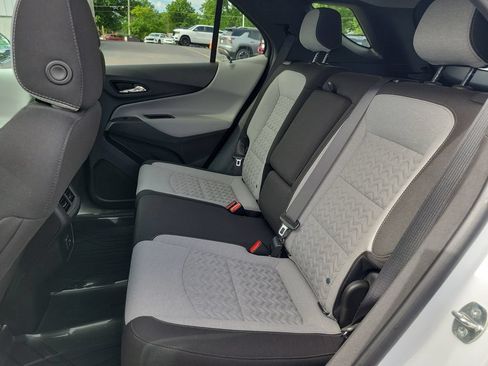 Used 2024 Chevrolet Equinox LS w/ LS Convenience Package FWD image 15