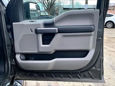 Used 2019 Ford F150 XLT w/ Equipment Group 302A Luxury image 27