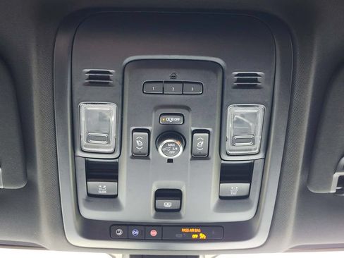 Used 2021 Chevrolet Tahoe High Country w/ Premium Package RWD image 28