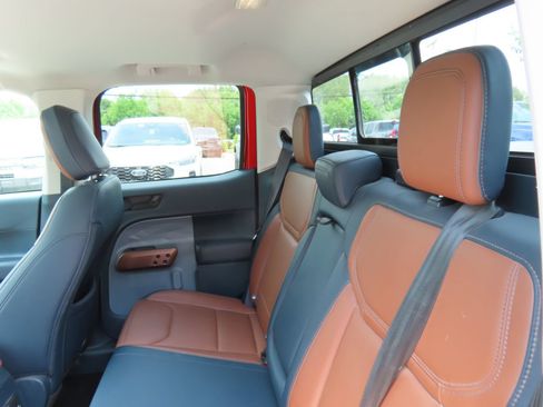 Used 2023 Ford Maverick Lariat w/ Lariat Luxury Package AWD/4WD image 35