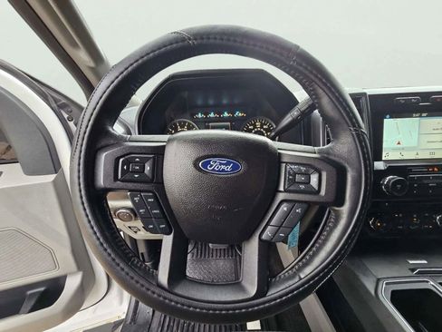 Used 2018 Ford F150 XLT w/ Equipment Group 302A Luxury image 10