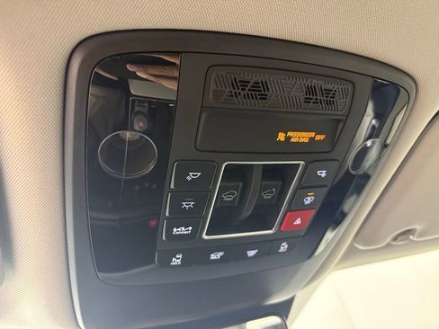 New 2026 Kia Carnival SX w/ SX Dark Edition Package FWD image 36
