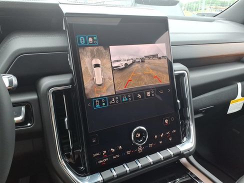 New 2026 GMC Yukon XL Denali AWD/4WD image 22