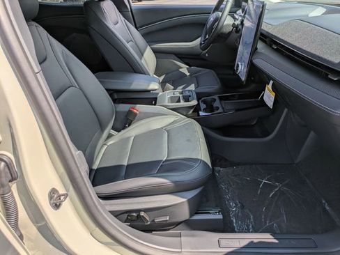 New 2025 Ford Mustang Mach-E Premium image 35