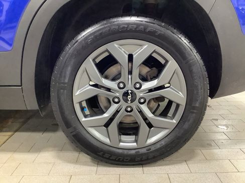 Certified 2024 Kia Seltos LX image 24