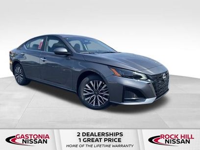 New 2025 Nissan Altima 2.5 SV w/ SV Premium Package