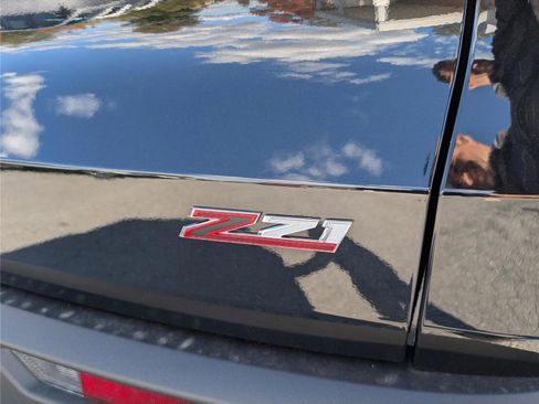 New 2026 Chevrolet Traverse Z71 w/ Enhanced Driving Package image 6