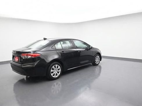 Used 2024 Toyota Corolla LE FWD image 8