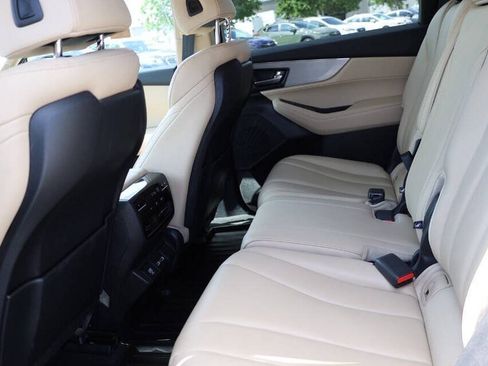 Used 2024 Acura MDX SH-AWD image 18
