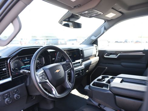 Used 2026 Chevrolet Silverado 1500 LT AWD/4WD image 17