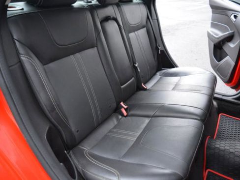 Used 2014 Ford Focus SE w/ Equipment Group 201A image 15