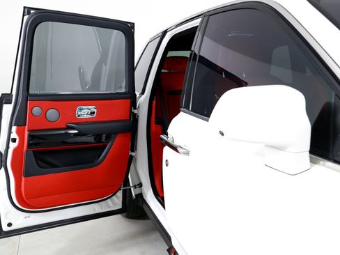 Used 2020 Rolls-Royce Cullinan image 27