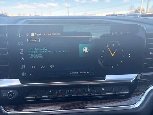 Used 2025 Chevrolet Silverado 1500 LT image 11