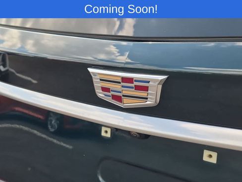 Used 2025 Cadillac XT6 Premium Luxury AWD/4WD image 11