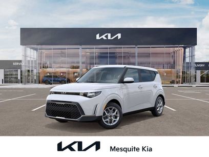 New 2025 Kia Soul LX w/ LX Technology Package