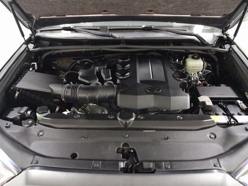 Used 2019 Toyota 4Runner Limited image 12