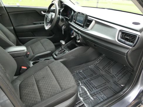 Used 2020 Kia Rio S image 17