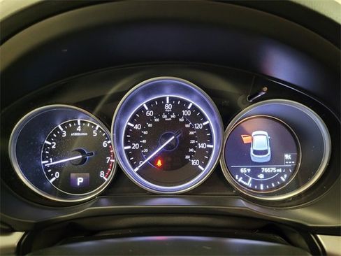 Used 2018 MAZDA CX-5 Touring image 18