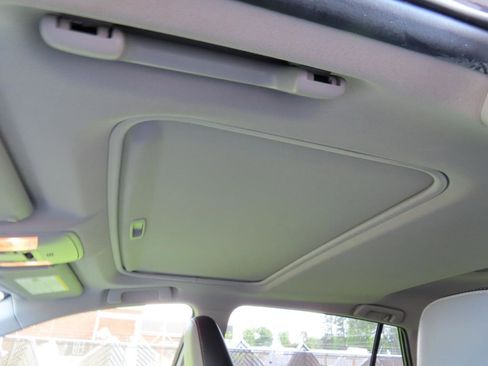 Used 2018 Toyota RAV4 Limited w/ Advanced Technology Package image 26