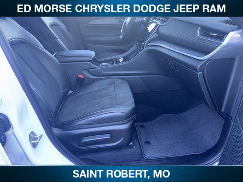 New 2025 Jeep Grand Cherokee L Altitude AWD/4WD image 31