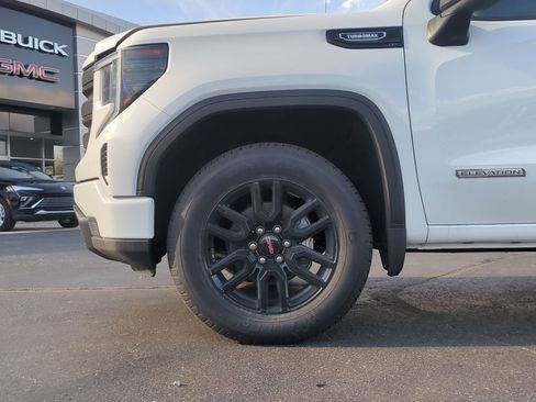 New 2026 GMC Sierra 1500 Elevation image 16