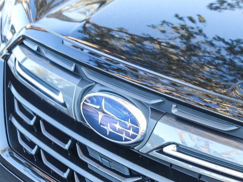 Certified 2022 Subaru Forester Touring w/ Popular Package #2 image 9