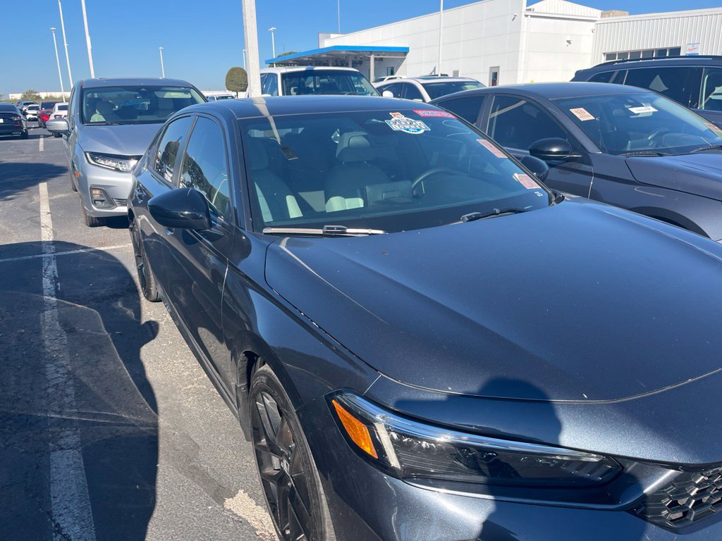 Certified 2025 Honda Civic Sport image 3