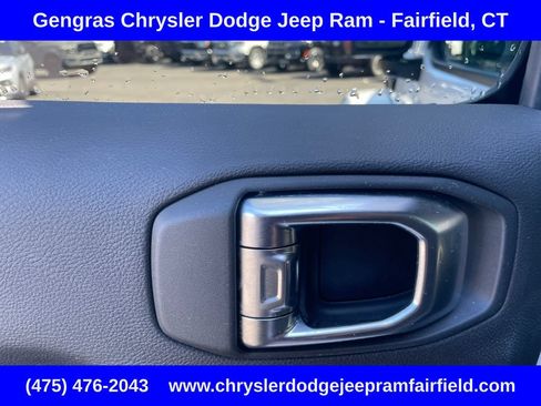 Certified 2025 Jeep Wrangler Unlimited Sahara w/ Safety Group AWD/4WD image 35