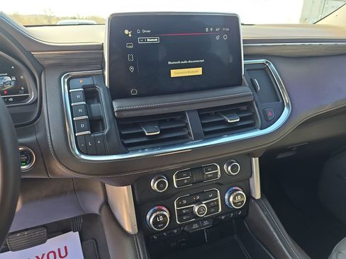 Used 2023 GMC Yukon SLT w/ SLT Premium Package image 21