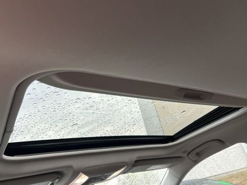 Used 2024 Toyota RAV4 XLE w/ Convenience Package image 12