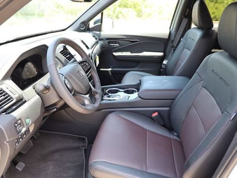 New 2026 Honda Ridgeline Black Edition image 12