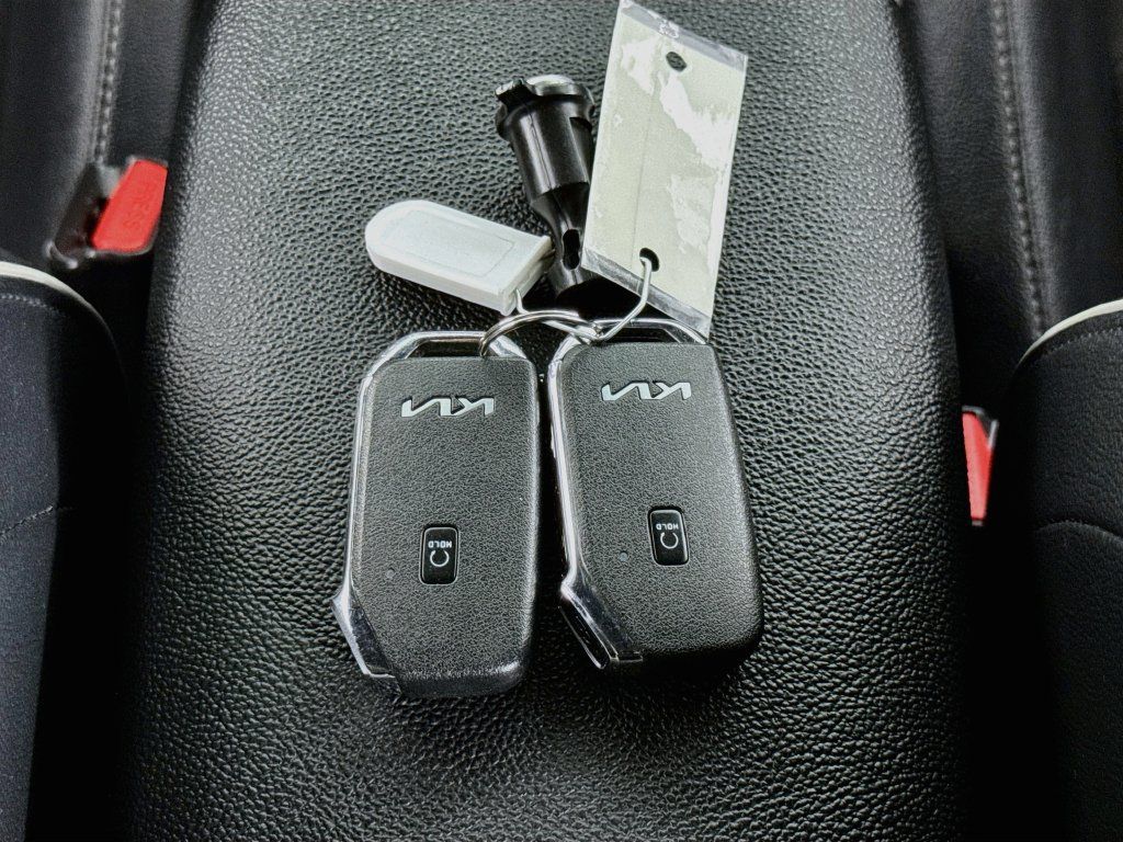 Used 2024 Kia Forte GT-Line FWD image 35