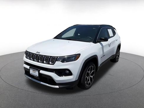 Used 2025 Jeep Compass Limited AWD/4WD image 8