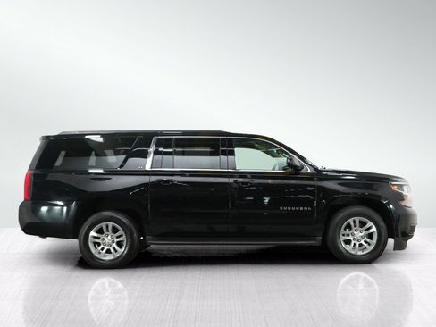 Used 2020 Chevrolet Suburban LT AWD/4WD image 6
