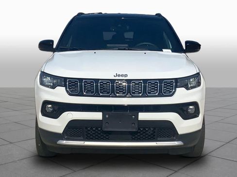 Used 2025 Jeep Compass Limited AWD/4WD image 4