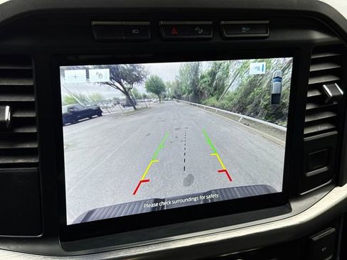 Used 2022 Ford F150 Lariat w/ FX4 Off-Road Package image 23