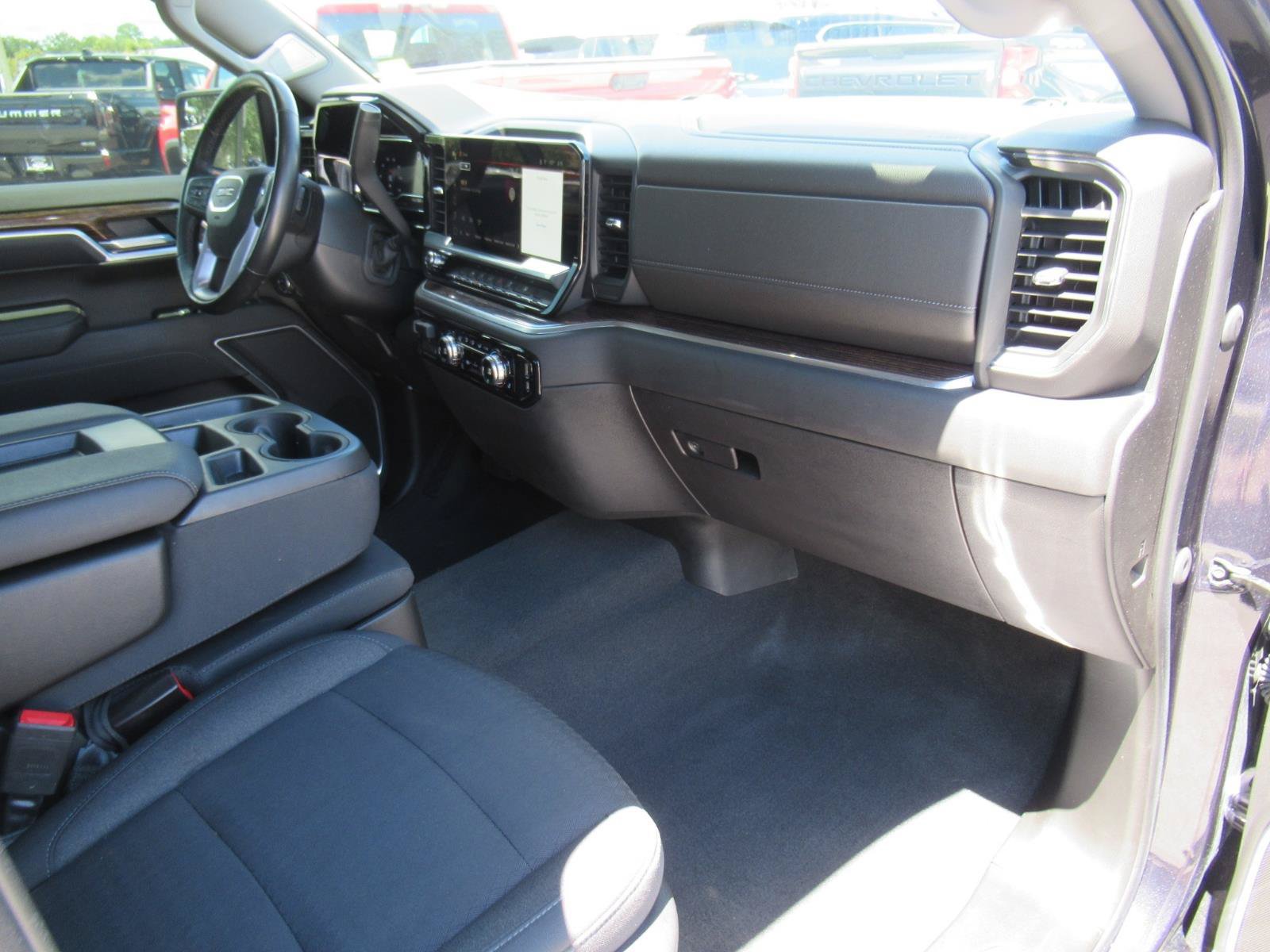 Used 2022 GMC Sierra 1500 Elevation AWD/4WD image 13