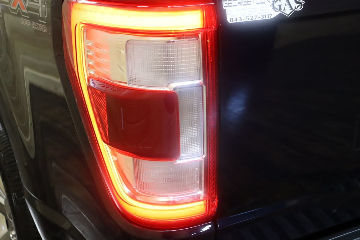 Used 2022 Ford F150 Lariat w/ Equipment Group 502A High AWD/4WD image 22
