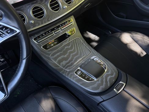 Used 2021 Mercedes-Benz E 350 4MATIC Sedan w/ Premium Package image 57