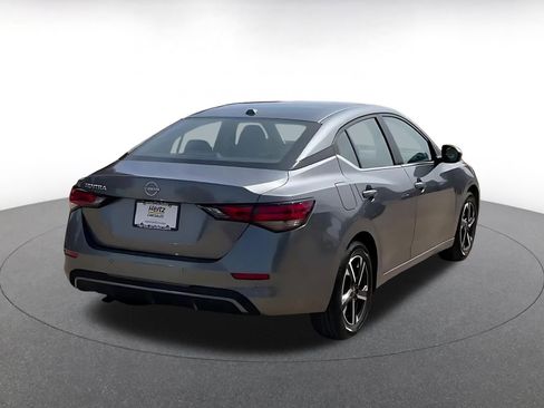 Used 2025 Nissan Sentra SV FWD image 14