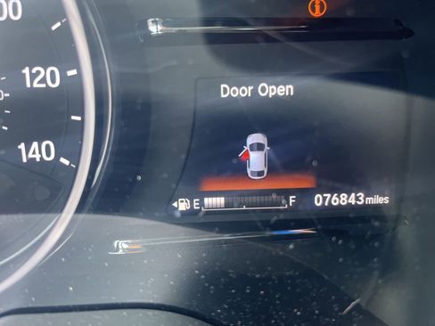 Used 2019 Honda HR-V EX image 5