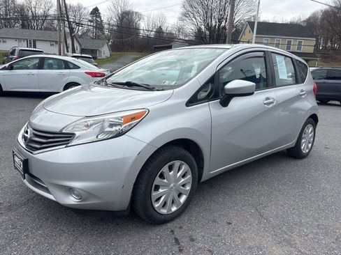 Used 2016 Nissan Versa Note SV image 3