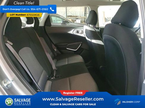 Used 2025 Kia Soul LX w/ LX Technology Package image 13
