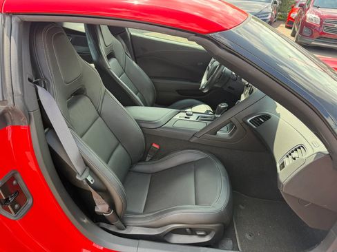 Used 2015 Chevrolet Corvette Stingray Coupe w/ Battery Protection Package RWD image 18